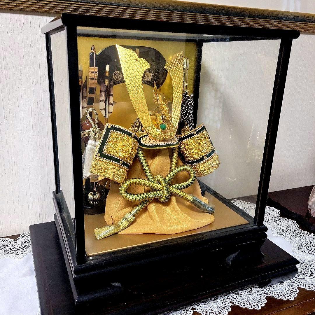 【徳川作 剛】 五月 かぶと (ガラスケース付き)