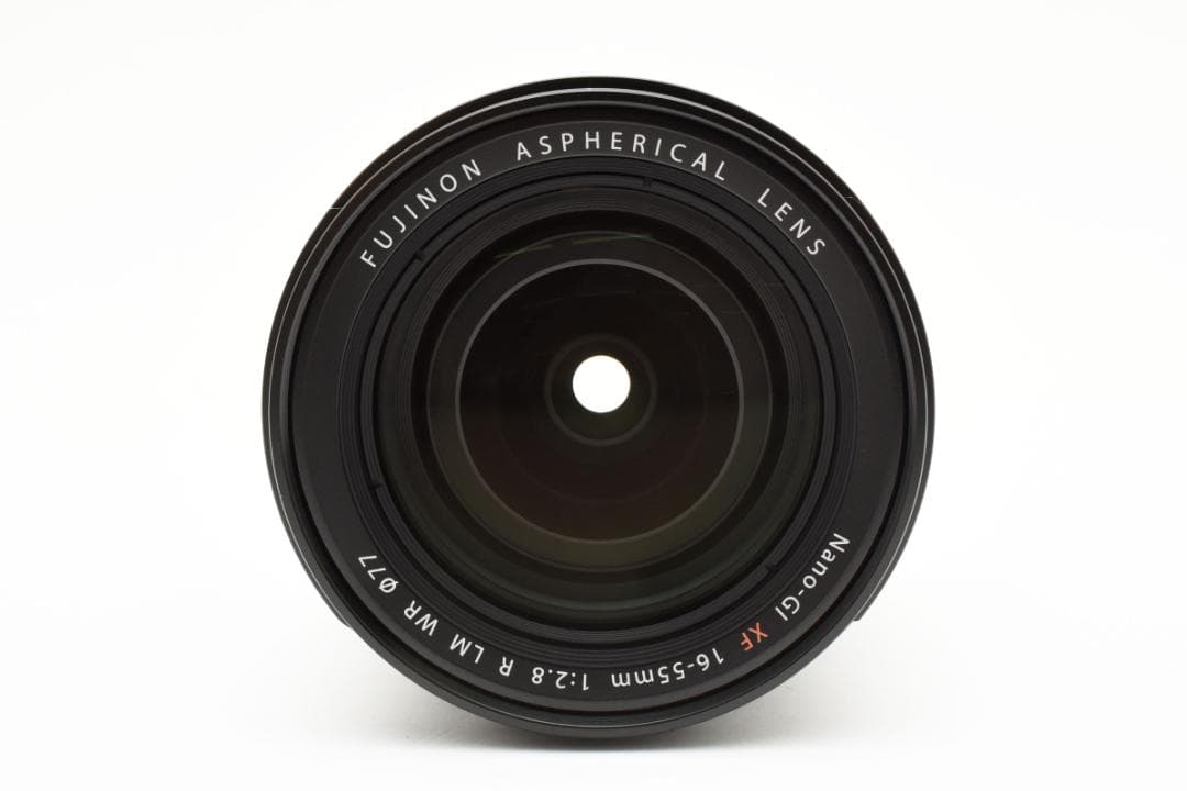 新品同様品！FUJIFILM XF 16-55mm F2.8 R LM WR