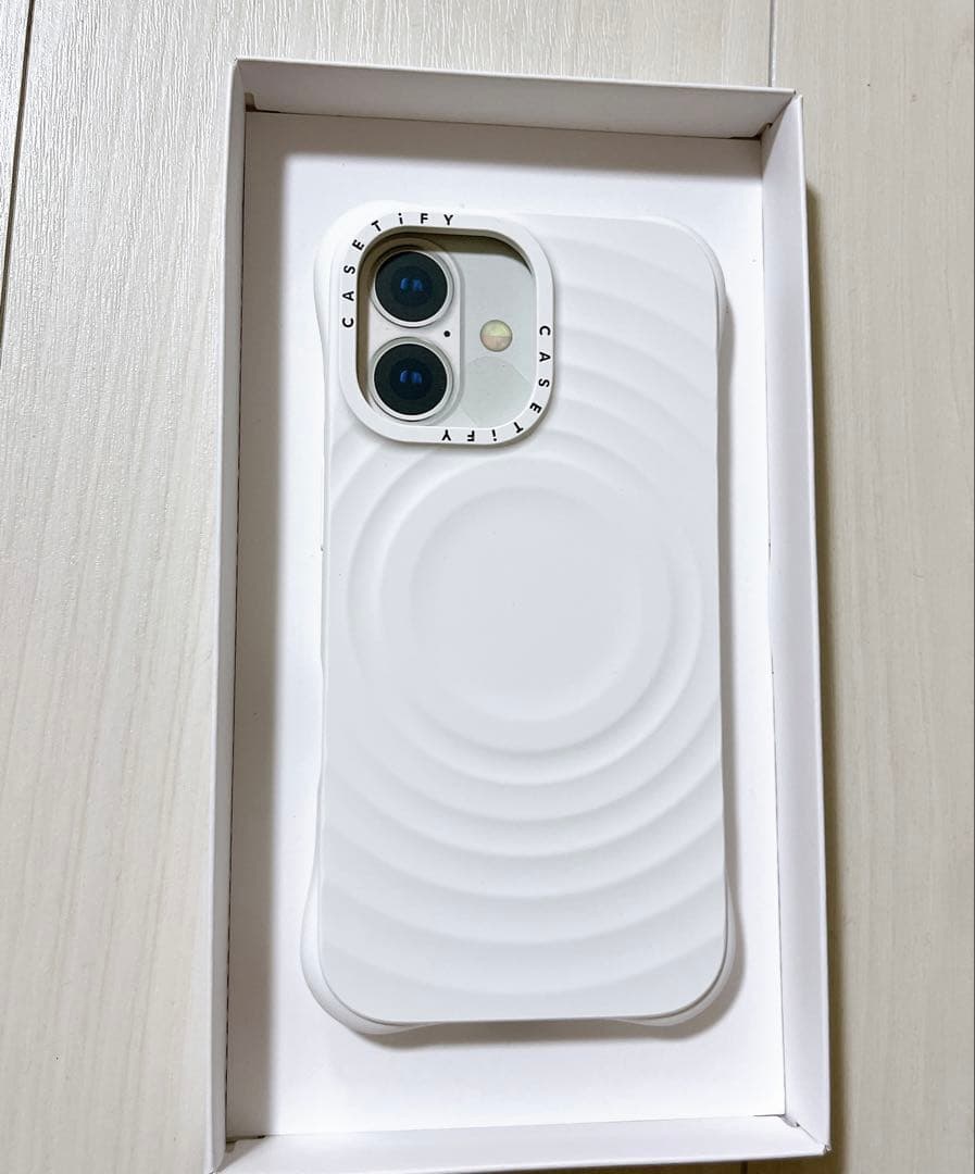 CASETiFY ウェーブ シリコン iPhone 16 ケース