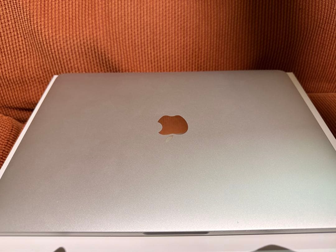 13インチ MacBook Pro (2020年モデル)