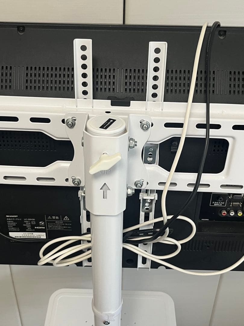 【タイムセール中】送料込 SHARP32型液晶テレビ LC-32H30 スタンド