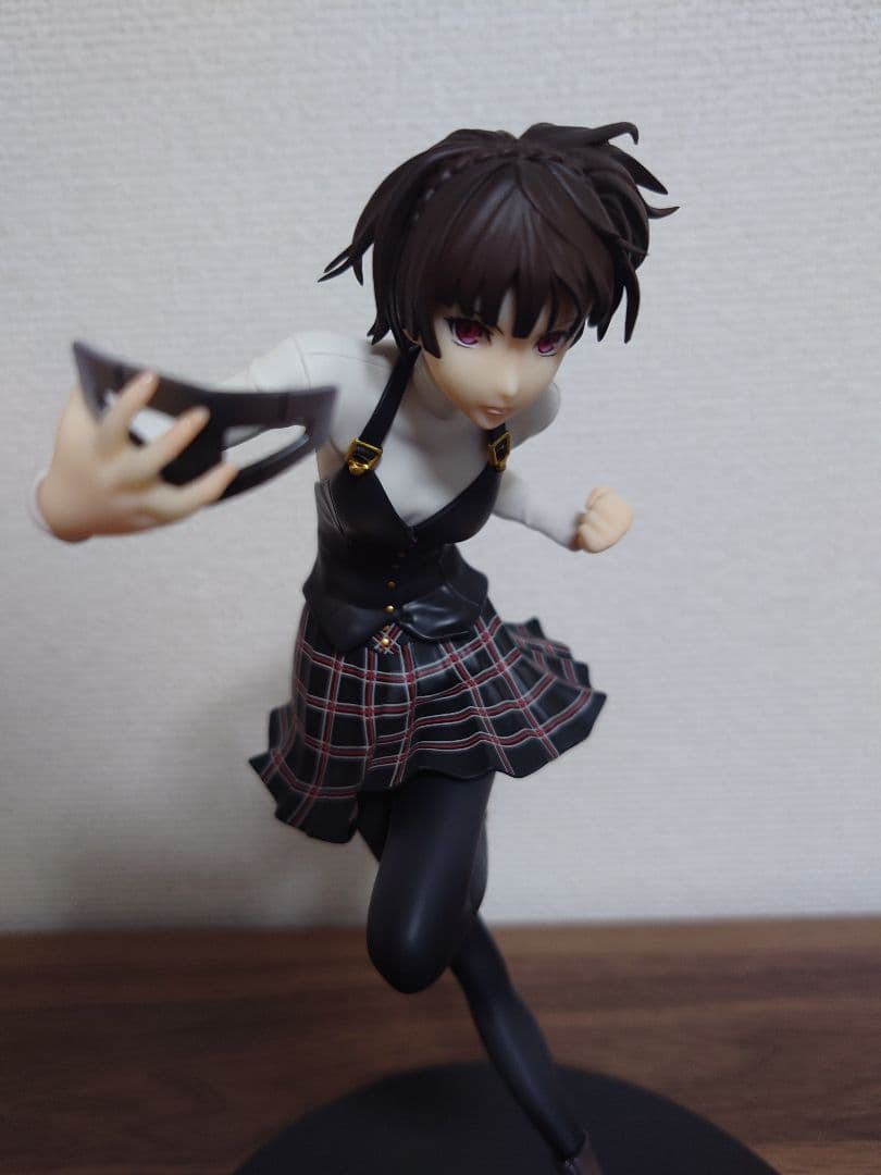 ペルソナ5 ザ・ロイヤル 新島真 制服Ver. フィギュア AMAKUNI