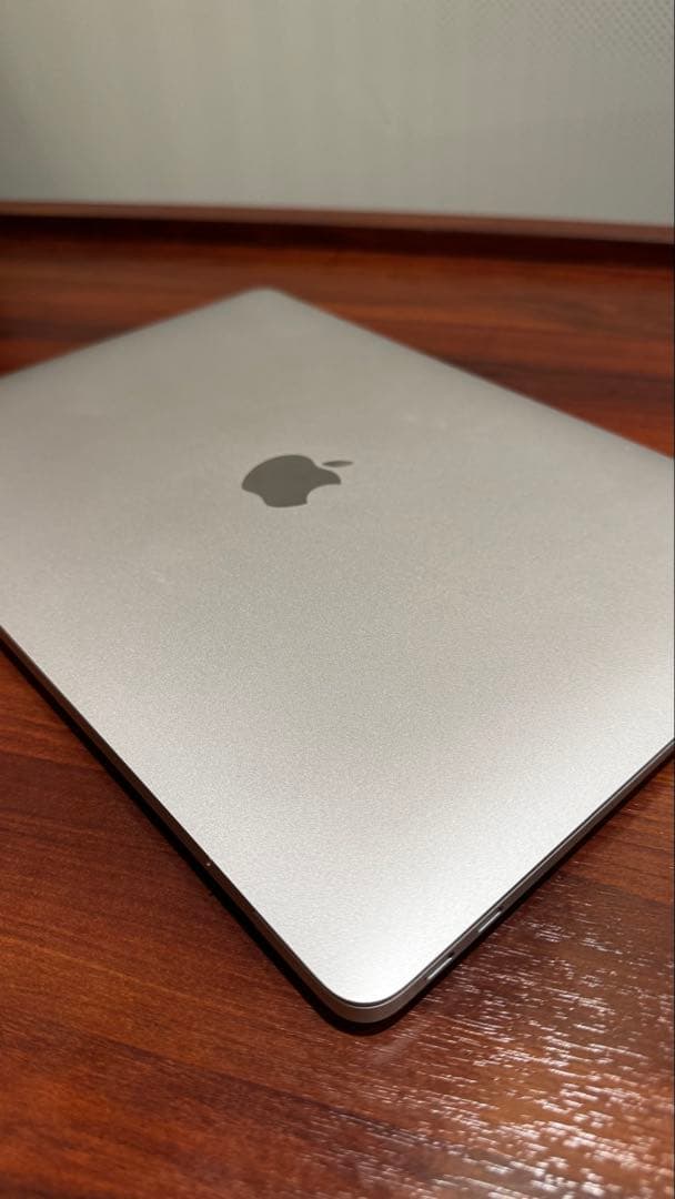 Macbook Air M1 2020 13インチ シルバー 8/256