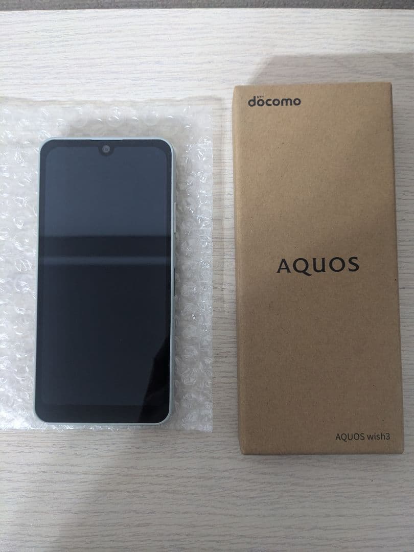 AQUOS wish3 グリーン　 本体　箱付き　SIMフリー　docomo