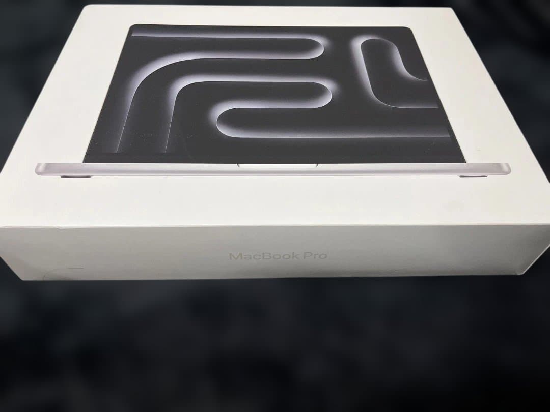 【新品未開封】MacBook Pro