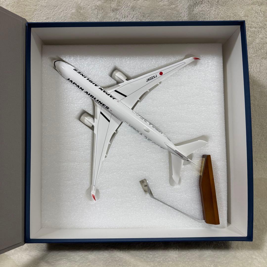 【希少】JAL A350-900 限定1000機 実機塗料 公式模型 飛行機