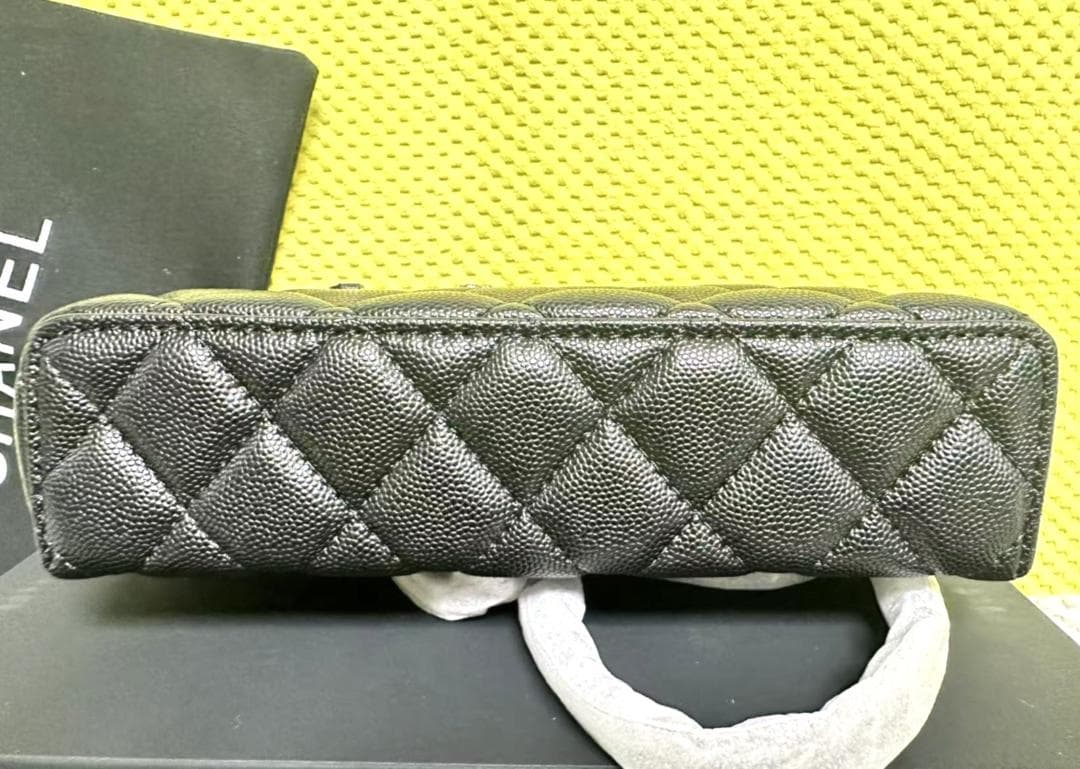 ✨極美品✨未使用 ブラック キルティングバッグ 高級感