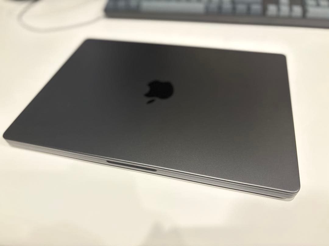 MacBookPro 14 M5 スペースグレー　16GB 1TB