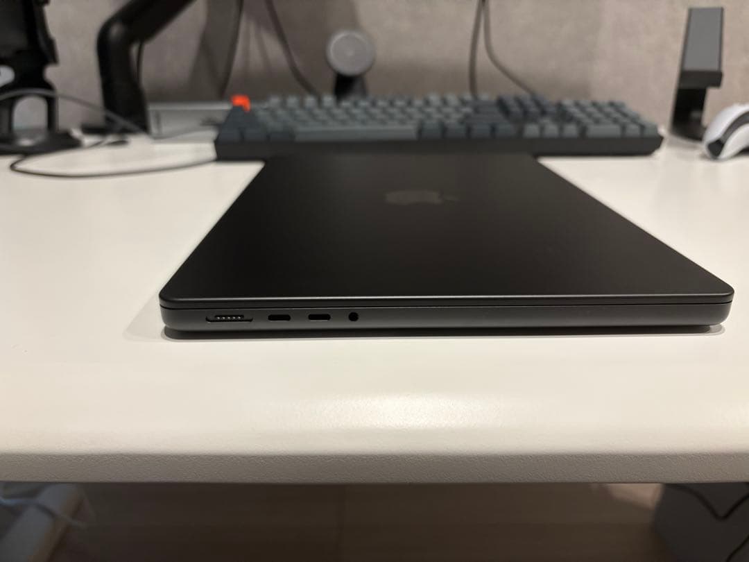 MacBookPro 14 M5 スペースグレー　16GB 1TB