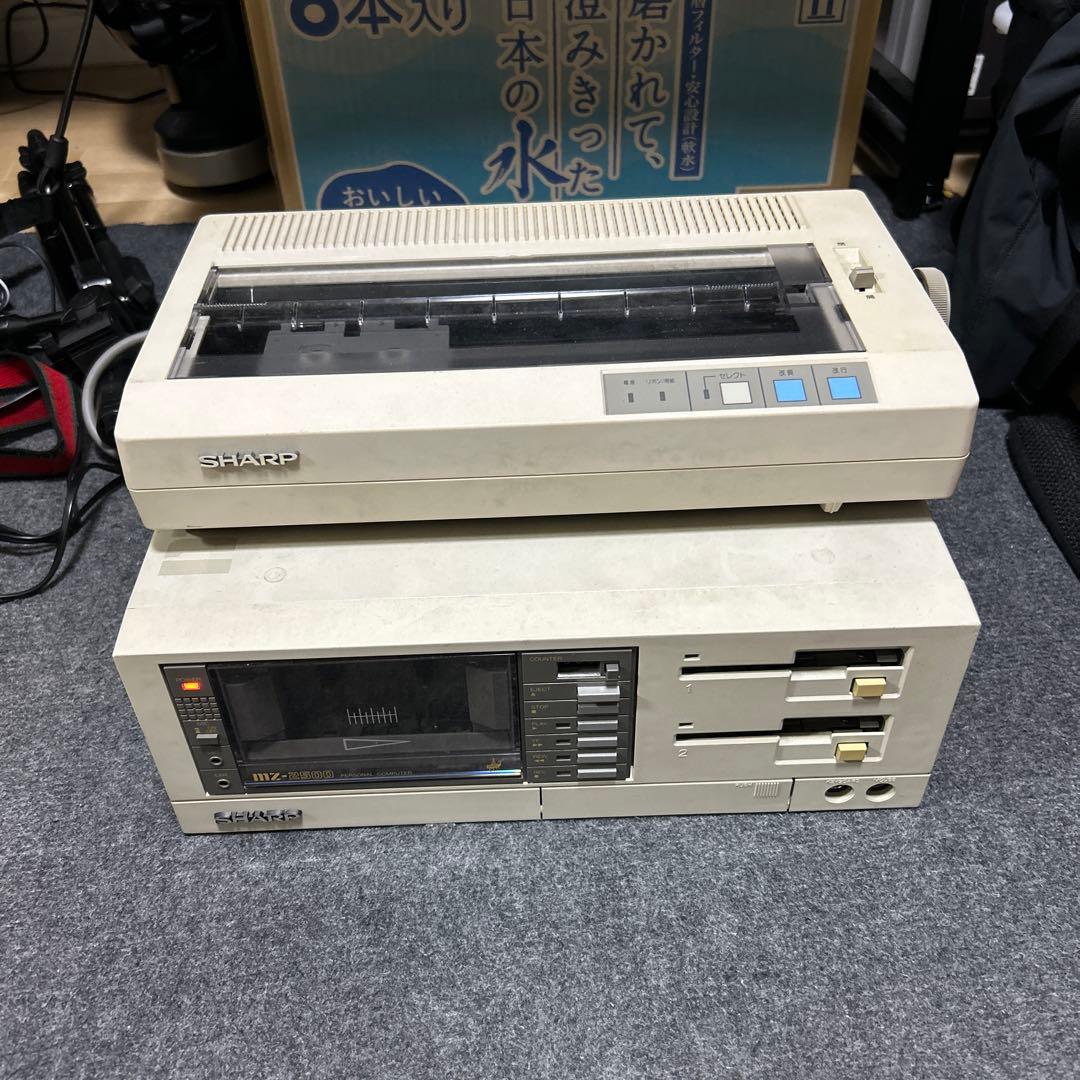 SHARP MZ-2500 通電済み