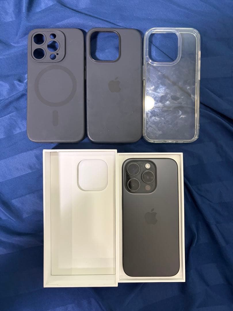 美品 iPhone 15pro 128GB SIMフリー 修理歴なし 残量84%