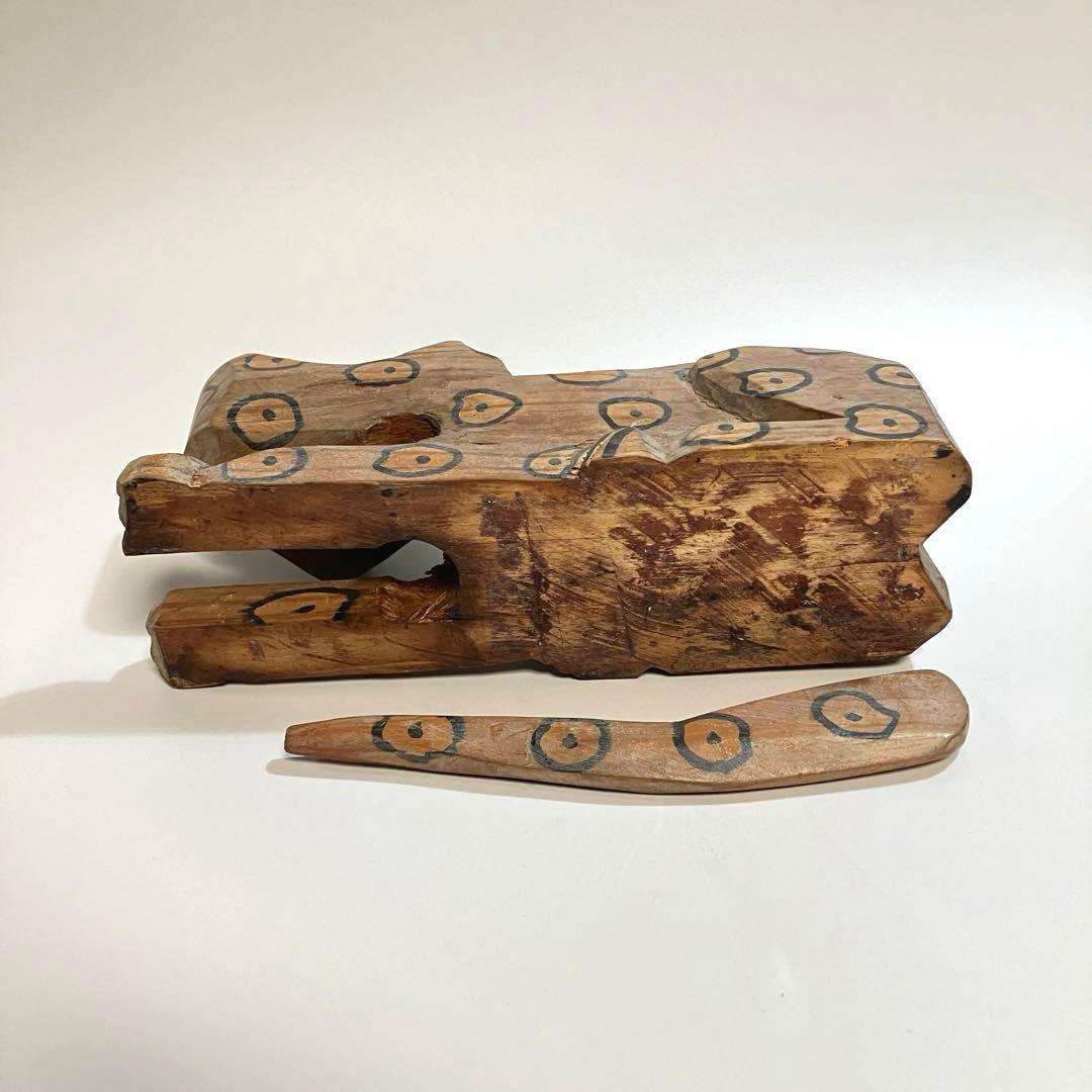 世界の民芸　古作　グアテマラ　ヤマネコ　猫　木彫り　木彫人形　メキシコ　オアハカ