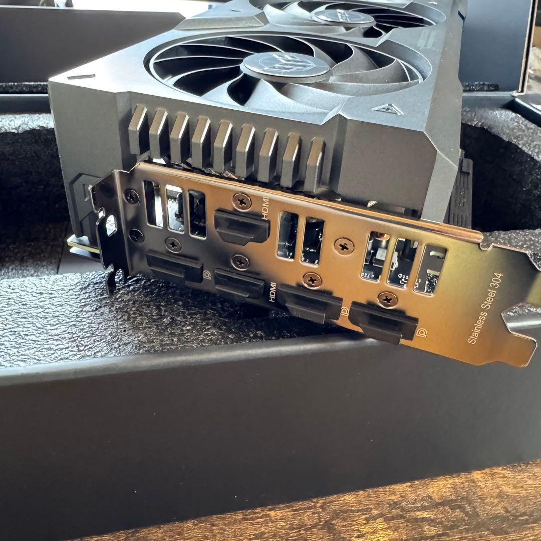 グラフィックボード・グラボ・ビデオカード ASUS TUF RTX 4070 ti Super 16GB