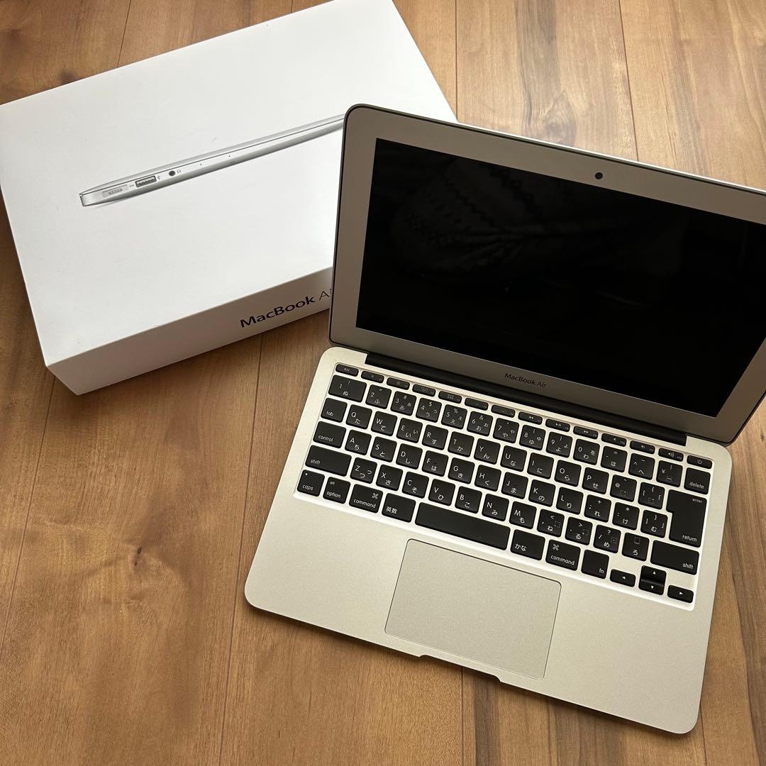 SUUMO 公式アカウント01　【美品】MacBook Air 11インチ