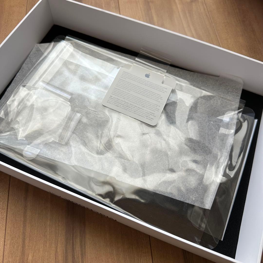 SUUMO 公式アカウント01　【美品】MacBook Air 11インチ
