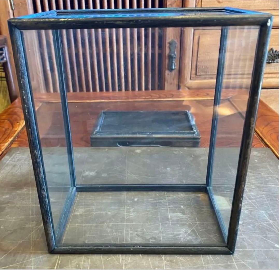 アンティーク・宋代景徳鎮窯・青白磁（影青）一対人物俑 ・鑑賞ケース ・２点セット