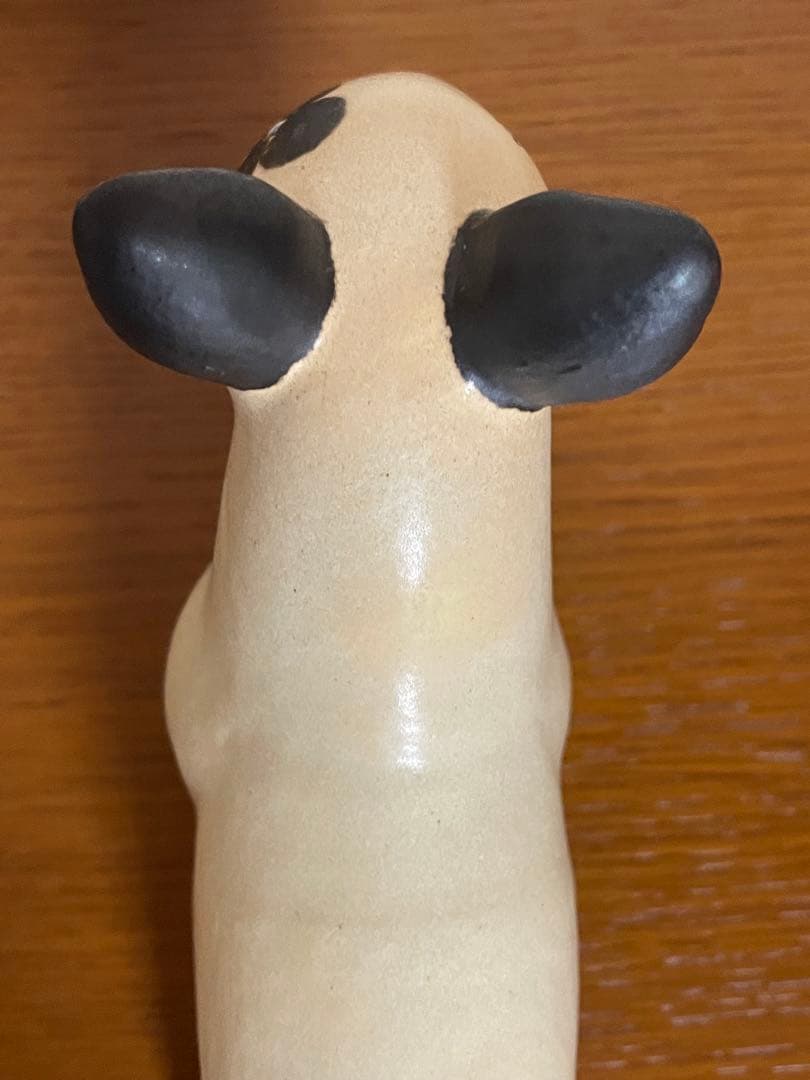 リサ・ラーソン ブルテリア　左ブチ