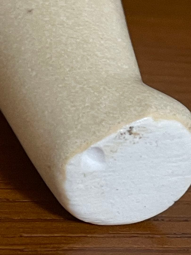 リサ・ラーソン ブルテリア　左ブチ