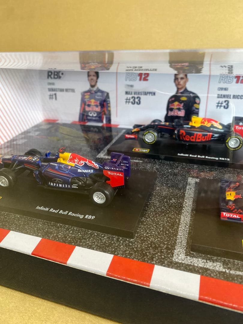 1:43 フォーミュラ1 ダイキャストカー 6個セット レッドブル　F1