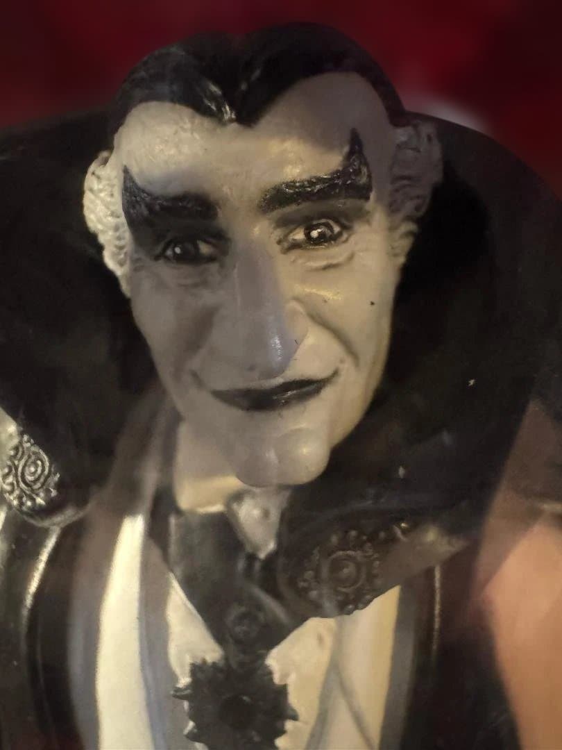 【未開封】ザ・マンスターズ Diamond Select B&W 5体＋祖父時計