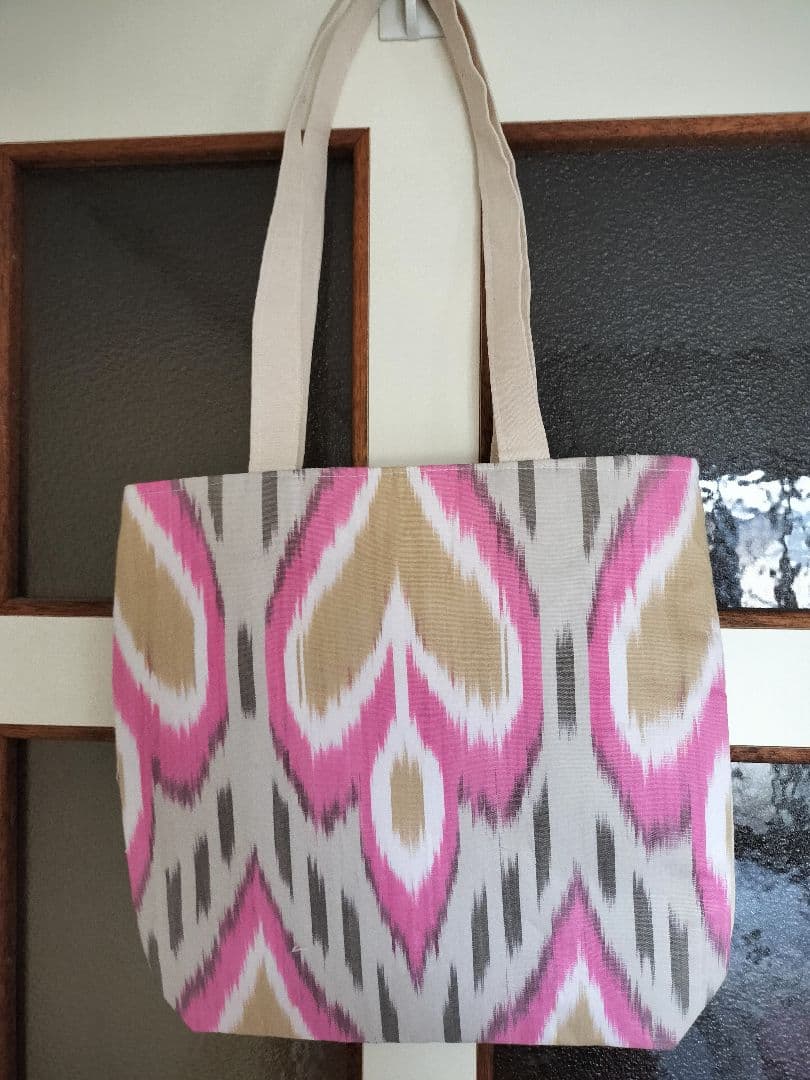 ウズベキスタン製 シルク手刺繍スザニ トートバッグ（ハンドメイド）