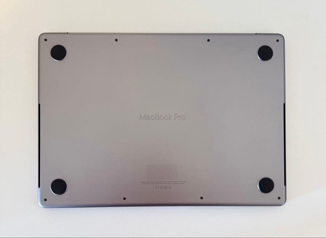 美品 Macbook Pro 2021 14インチ Windows 11 Pro