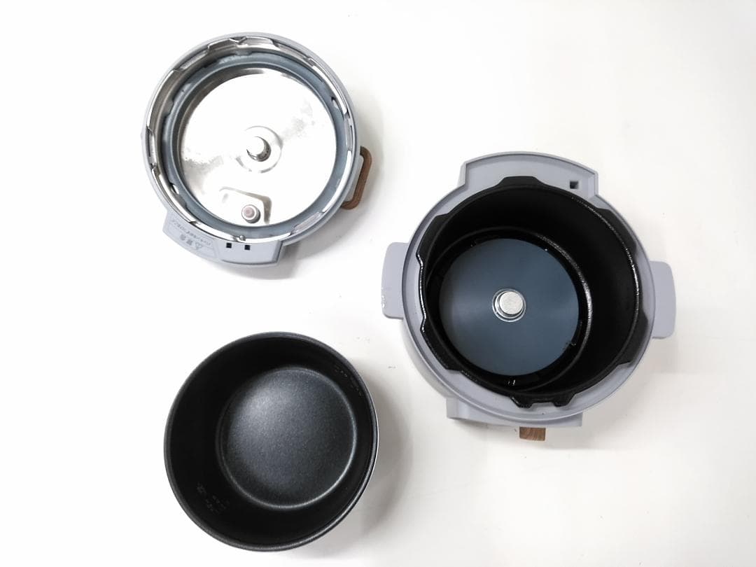 アイリスオーヤマ 電気圧力鍋 3.0L KPC-MA3-H 2021年製◆