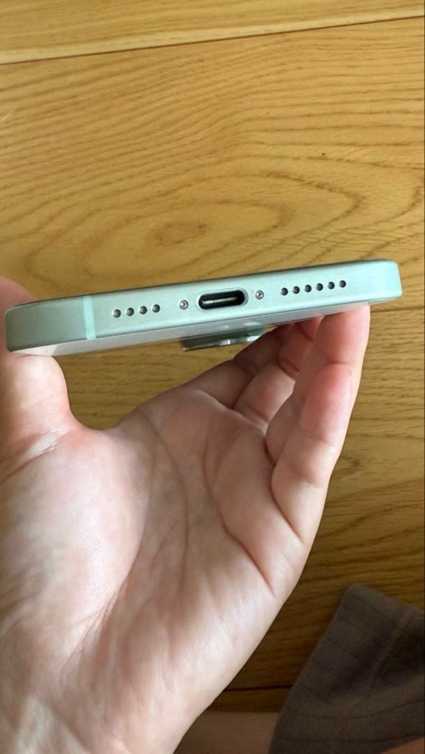 iPhone15 plus 美品 グリーン