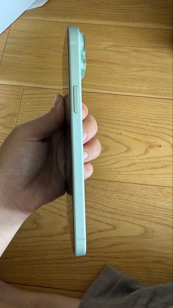 iPhone15 plus 美品 グリーン