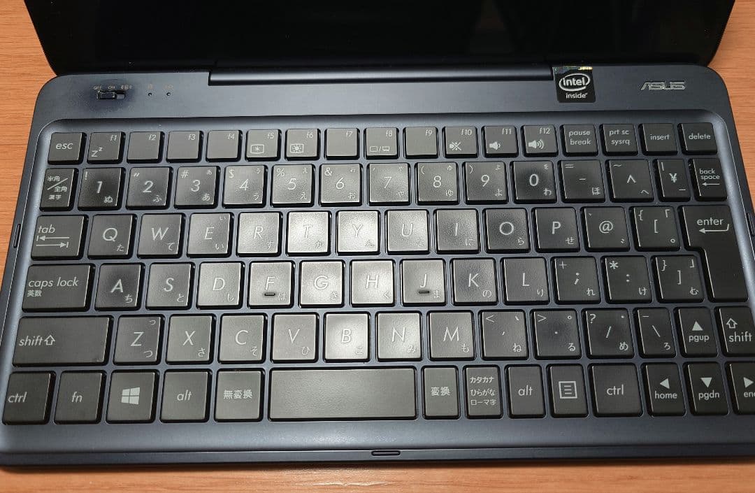 ASUS Windowsタブレット 本体 キーボード付き