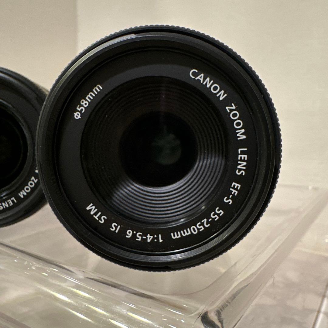 Canon EOS Kiss X8i ダブルズームキット 一眼レフカメラ