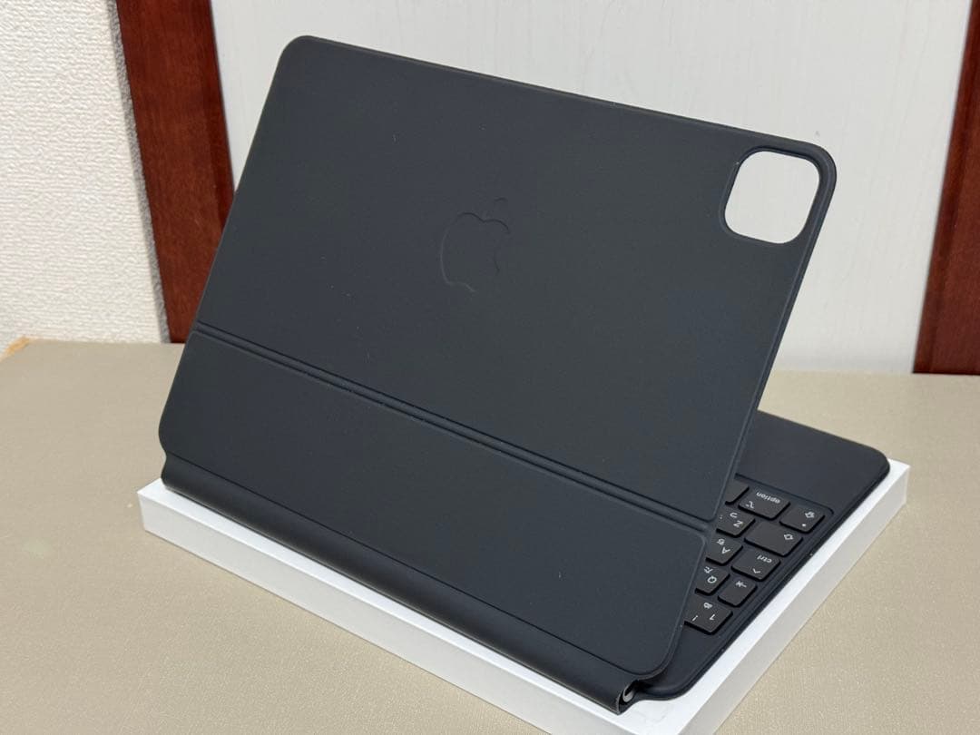 ￼ iPadPro 11インチ Magic keyboard JIS