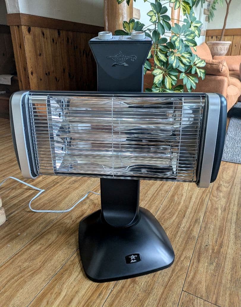 美品　Aladdin 遠赤グラファイトヒーター AEH-2G10BJ 2022年