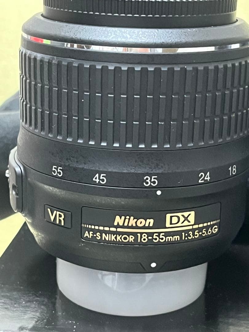 美品 Nikon D3000 デジタル一眼レフカメラ