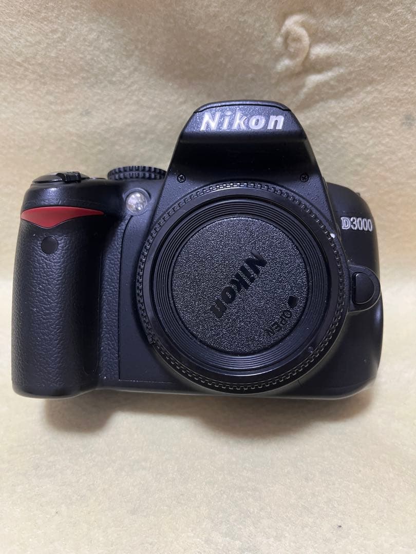 美品 Nikon D3000 デジタル一眼レフカメラ