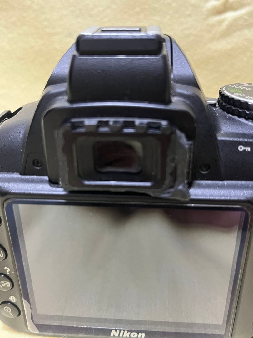 美品 Nikon D3000 デジタル一眼レフカメラ