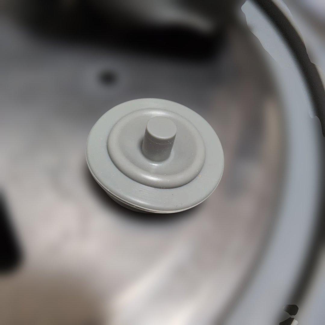 23/6月発売 TOSHIBA RC-10VSV 炊飯器 5.5合炊き【訳あり】