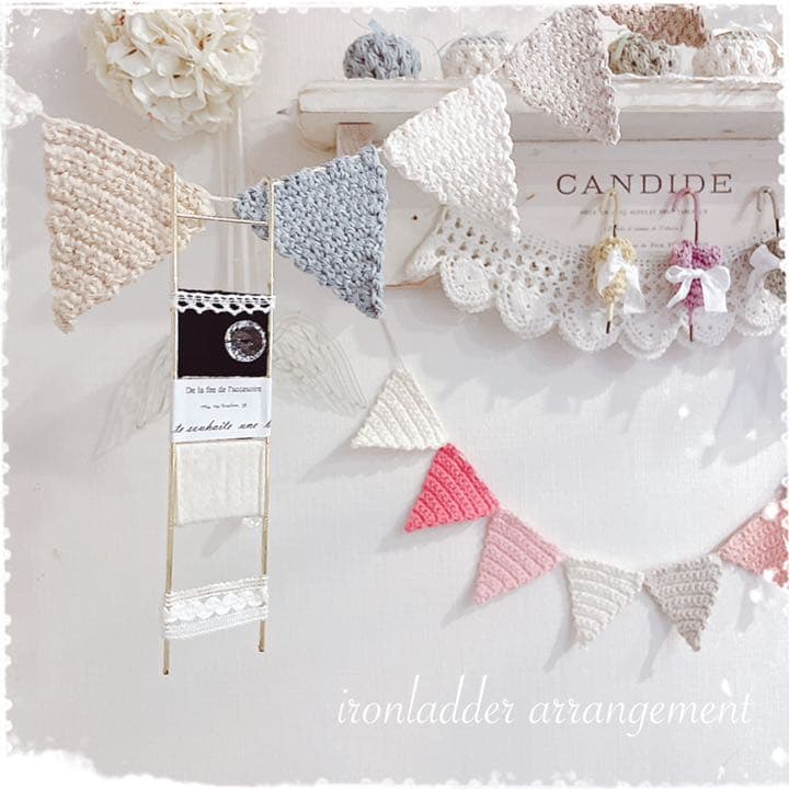 うさママちゃん専用  チェコガラスボタン付きゴールドラダー №10