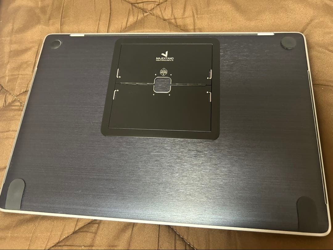 未使用　当時40万購入MacBook Pro 1TBシルバー おまけ多数