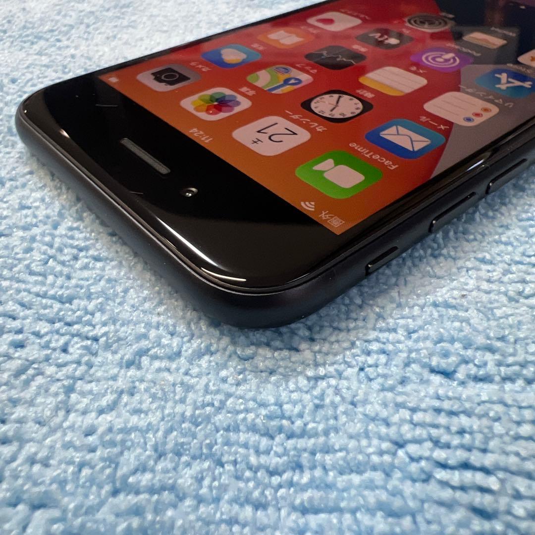 Apple iPhone SE2 第2世代　64GB