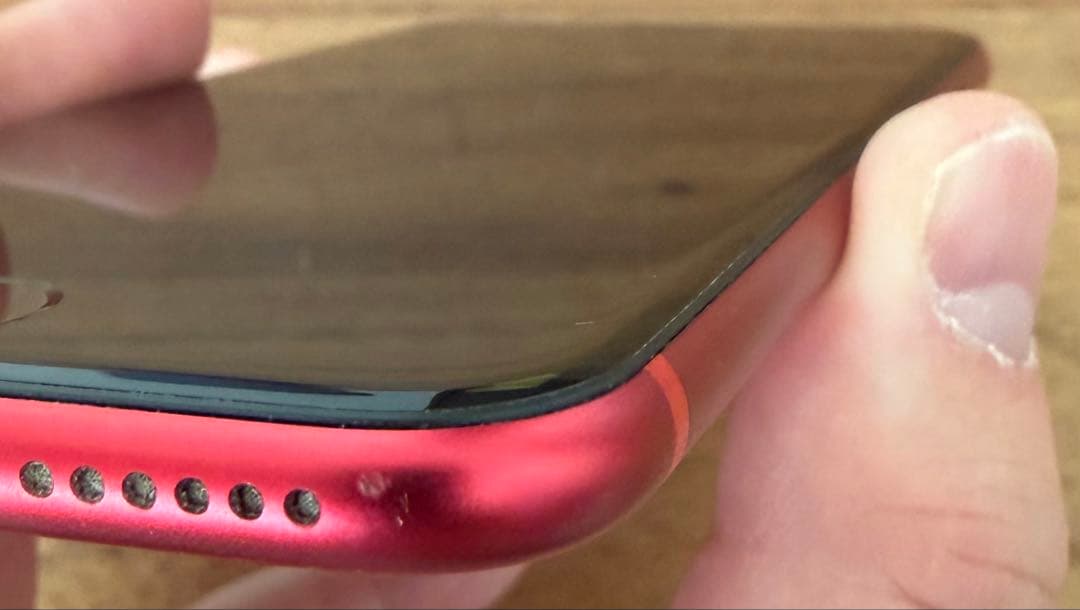 iPhone SE 第2世代 64GB 本体 レッド