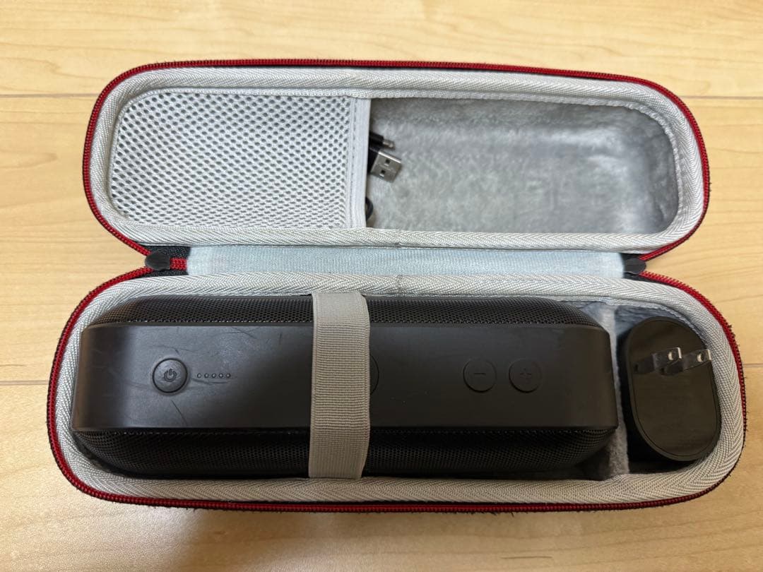 Beats Pill+ ポータブルワイヤレススピーカー ブラック ケース付き