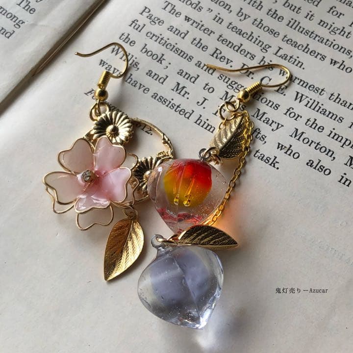 桜と鬼灯　レジン鬼灯　色変化の鬼灯とディップアート調桜　和装　ピアス　イヤリング