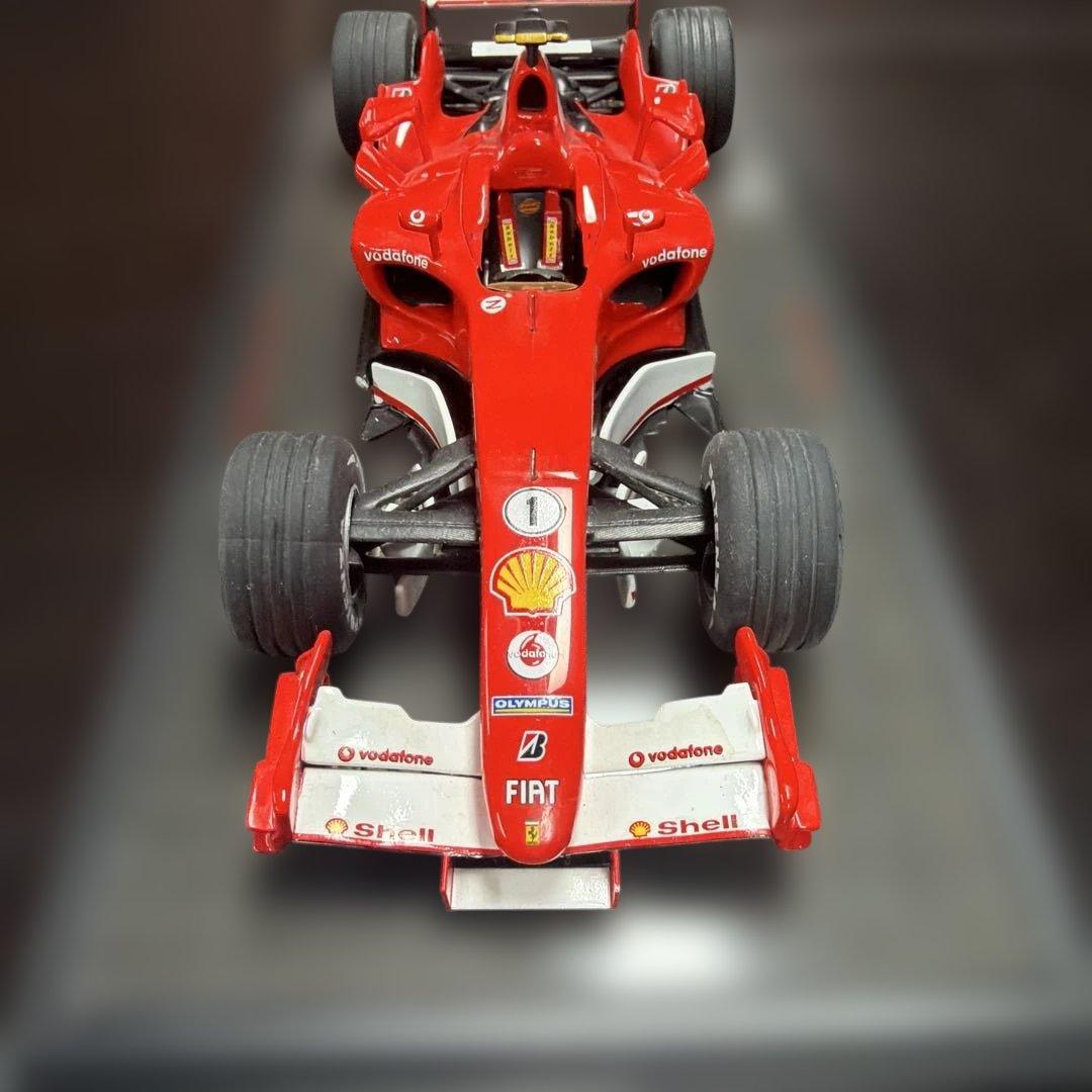 Ferrari F2005 1/18 ミニカー