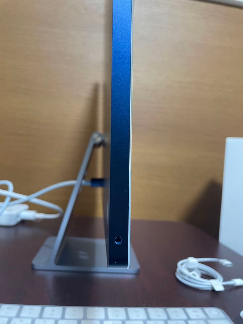 iMac 24インチ M1 8GB 256GB 2021年 MGPK3J/A