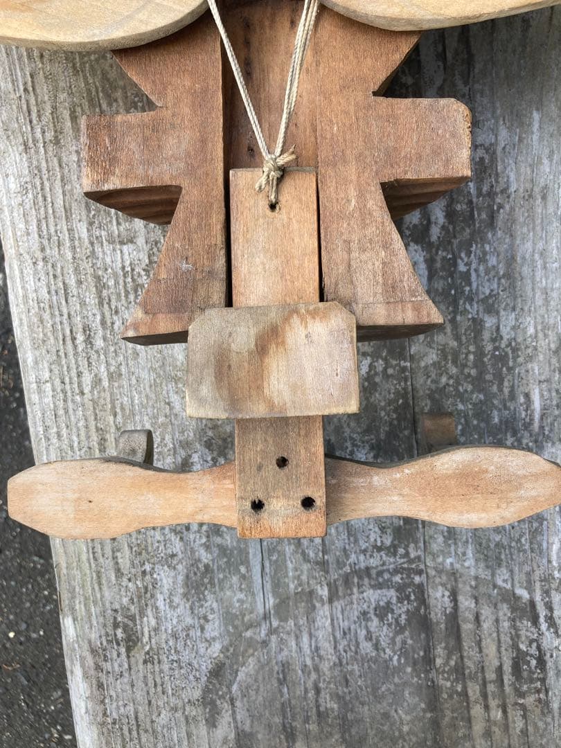 アイヌ　梟　フクロウ　木製　木工　彫刻　ハンガー　北海道　民芸品　高さ38cm