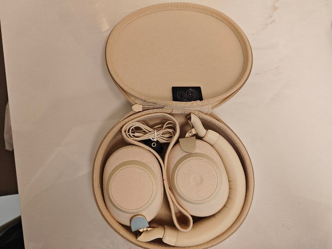 【値下げ】Jabra Elite 85h ヘッドホン Gold Beige
