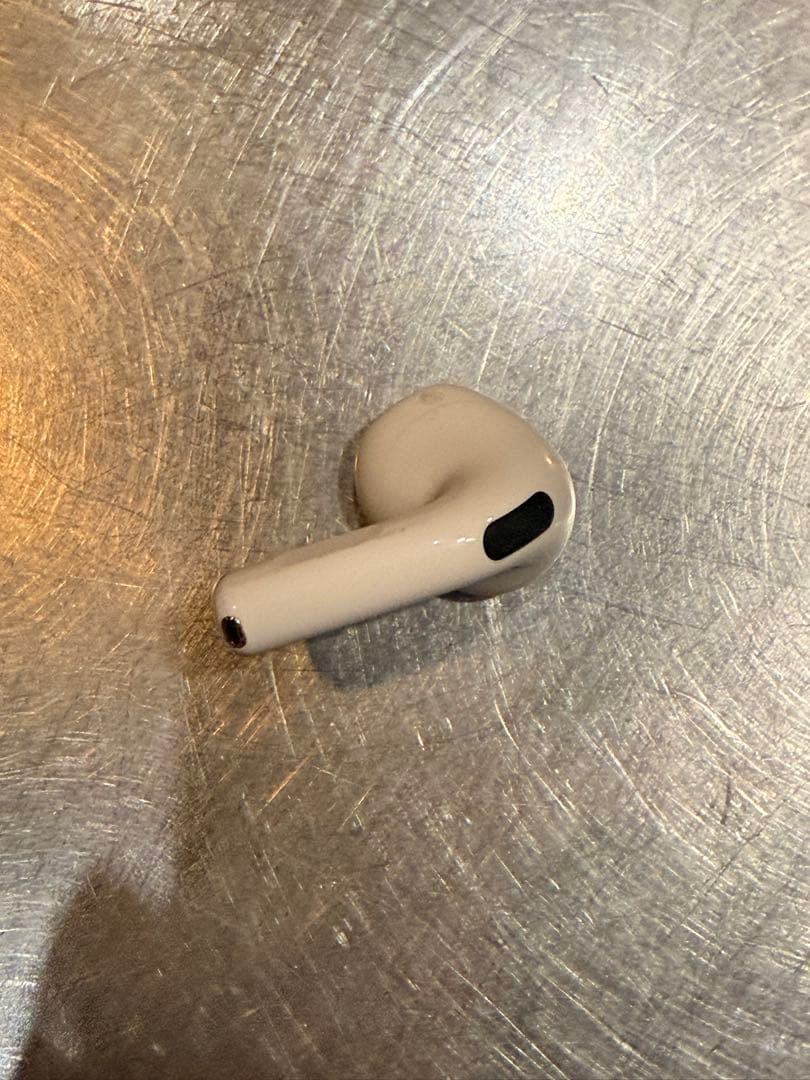 ル*ー様 美品！ AirPods4(ANC) 左耳のみ