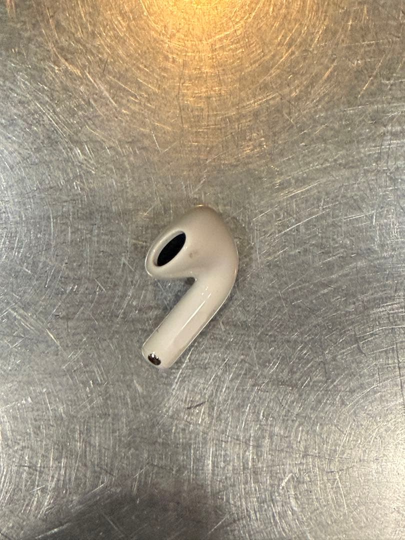 ル*ー様 美品！ AirPods4(ANC) 左耳のみ