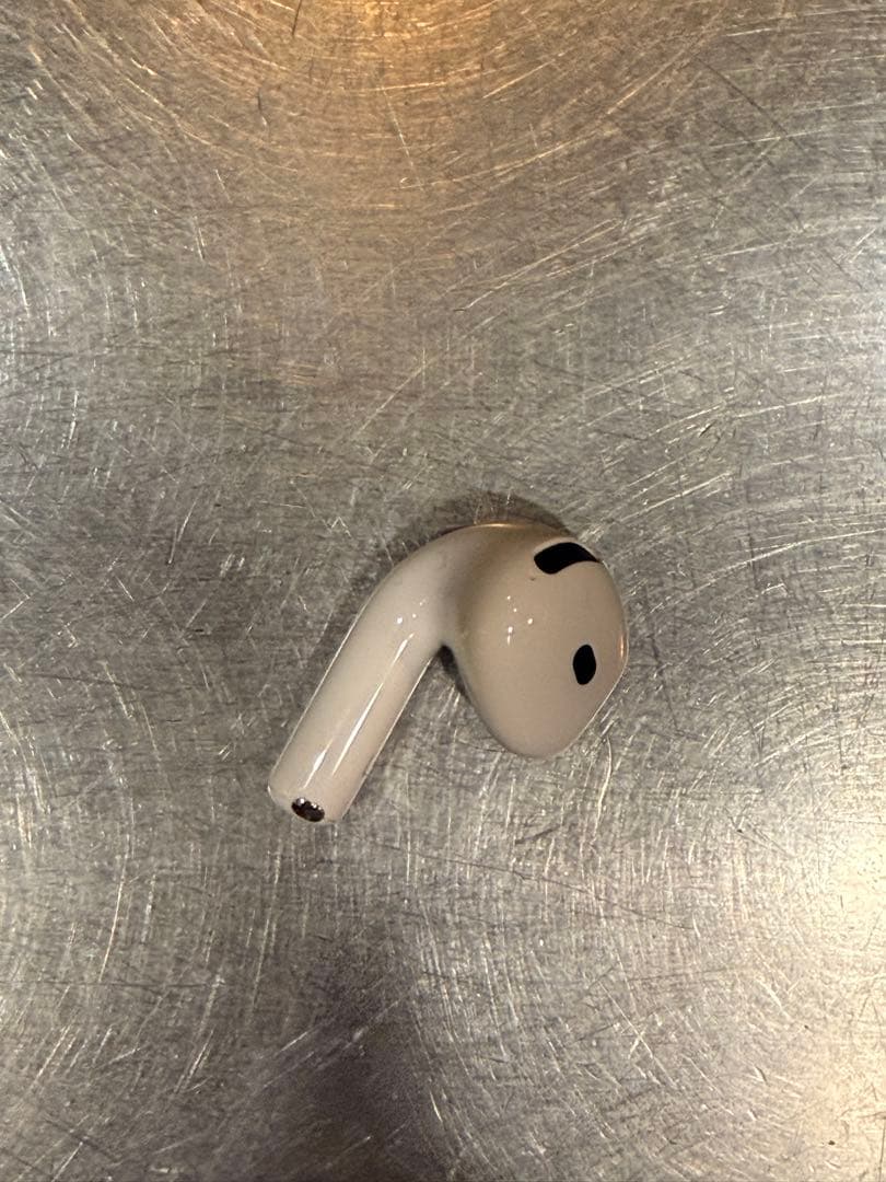 ル*ー様 美品！ AirPods4(ANC) 左耳のみ